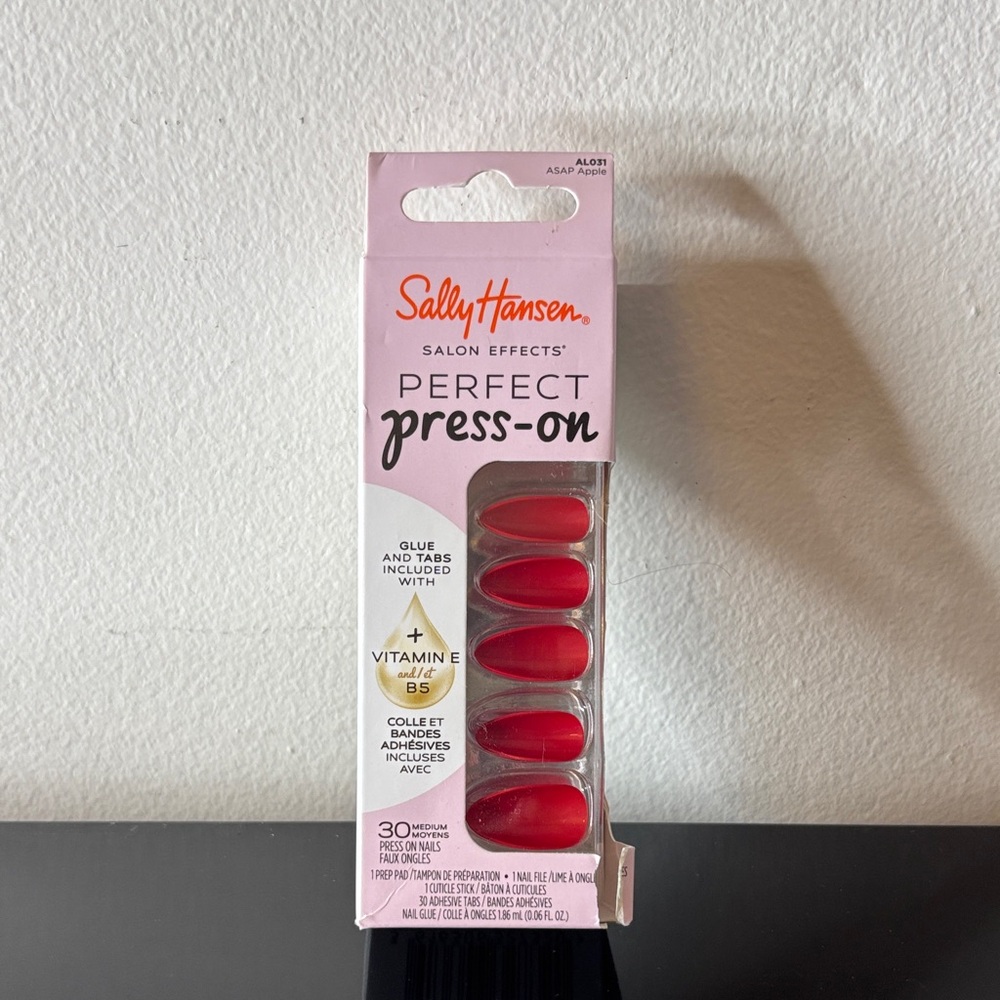 Sally Hansen Perfect Press-On Nails - ASAP Apple‎